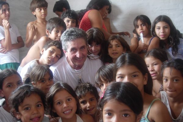 Festa per l'inaugurazione del villaggio